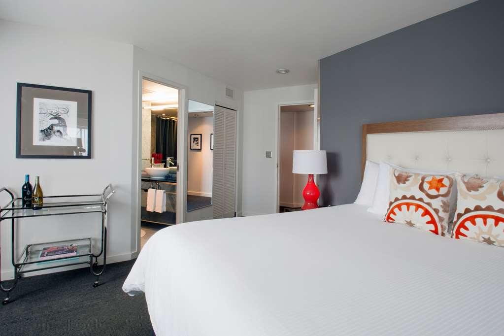 Hotel Murano Tacoma Bilik gambar A guest room at the Hotel Commonwealth