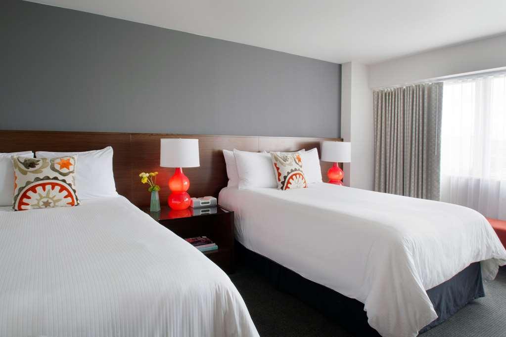 Hotel Murano Tacoma Bilik gambar A room at the Hotel Valencia