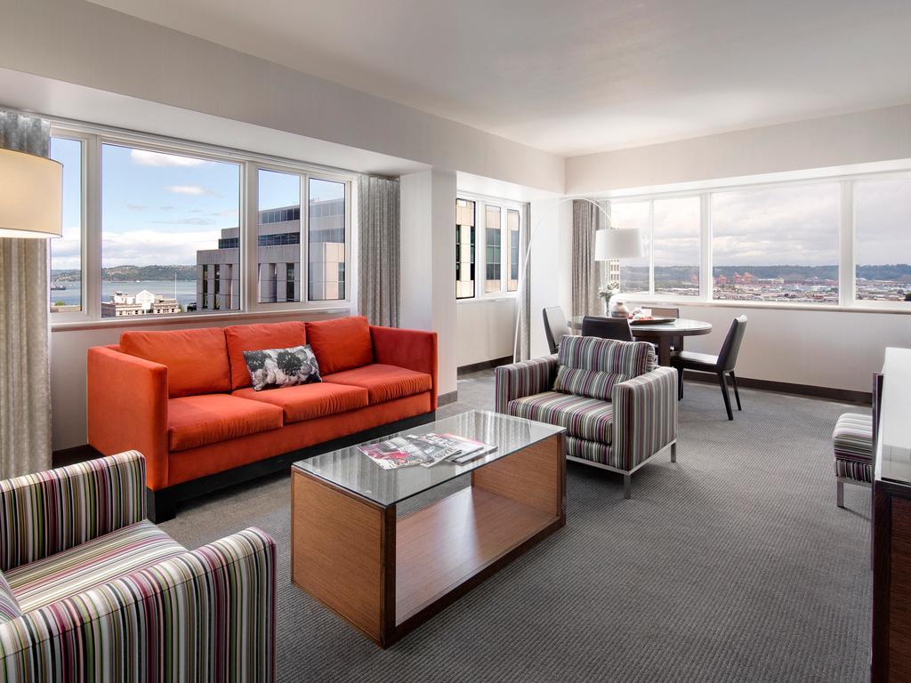Hotel Murano Tacoma Luaran gambar A suite at the Westin Seattle